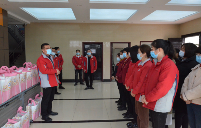 巾帼绽芳华   奋进新时代